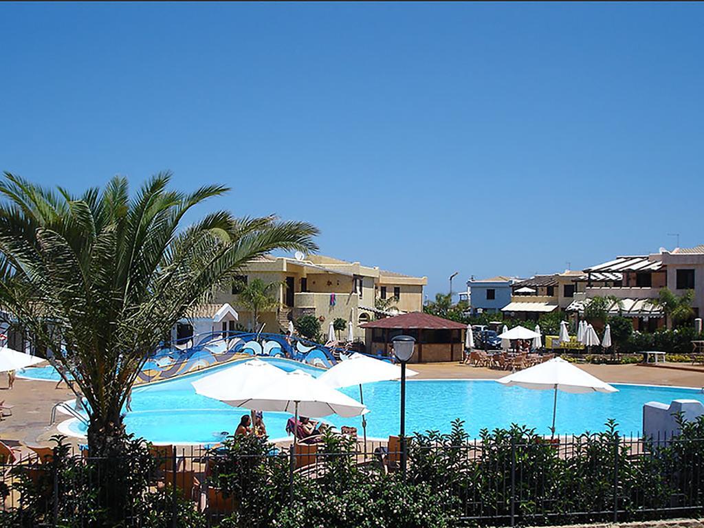 Mare e Sole Family Resort Campofelice Di Roccella Esterno foto