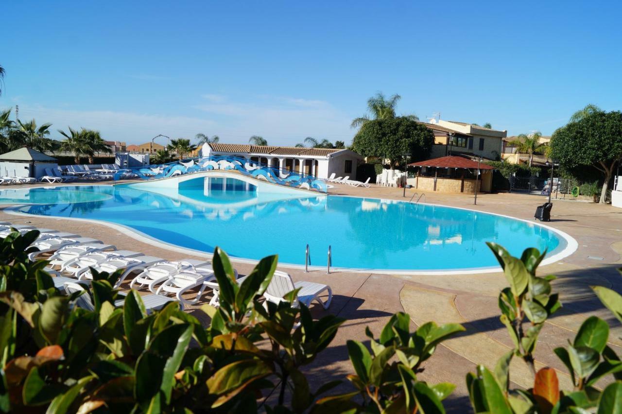 Mare e Sole Family Resort Campofelice Di Roccella Esterno foto